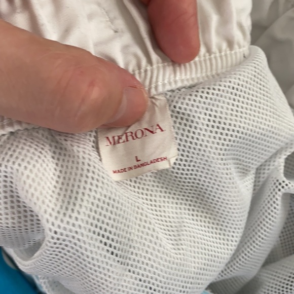 Merona Men’s Blue & White Swim Trunks - Picture 4 of 4